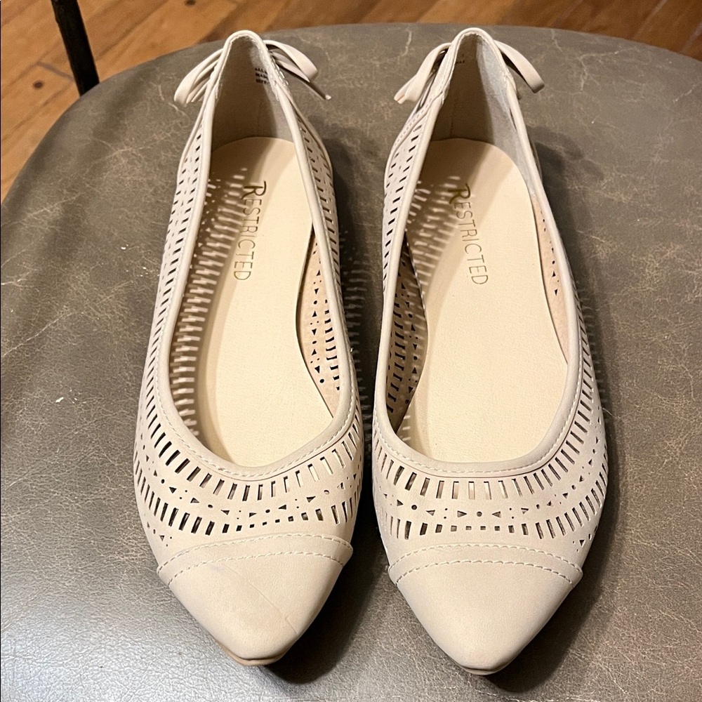 Restricted Women's Beige Cutout Flats